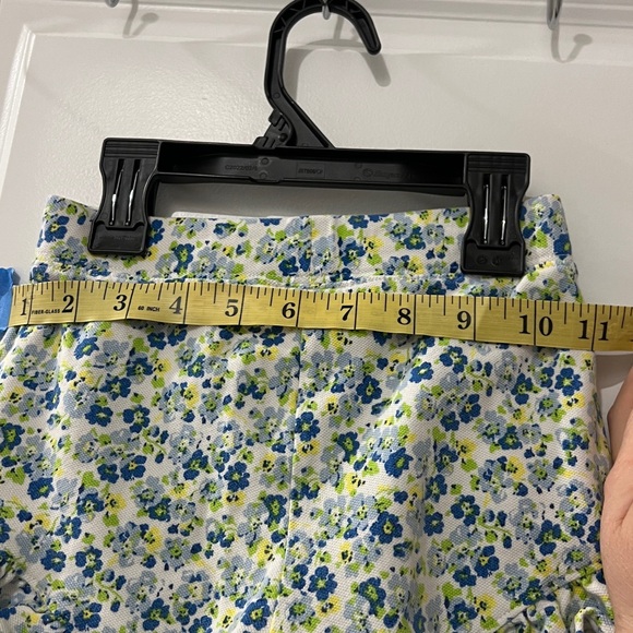 Bundle 2 pc outfit Polo Ralph Lauren White Floral Ruffle Shorts & Kendi shirt - Picture 8 of 13